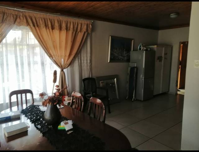 3 BEDROOM HOUSE FOR SALE IN VANDERBIJLPARK CE 5